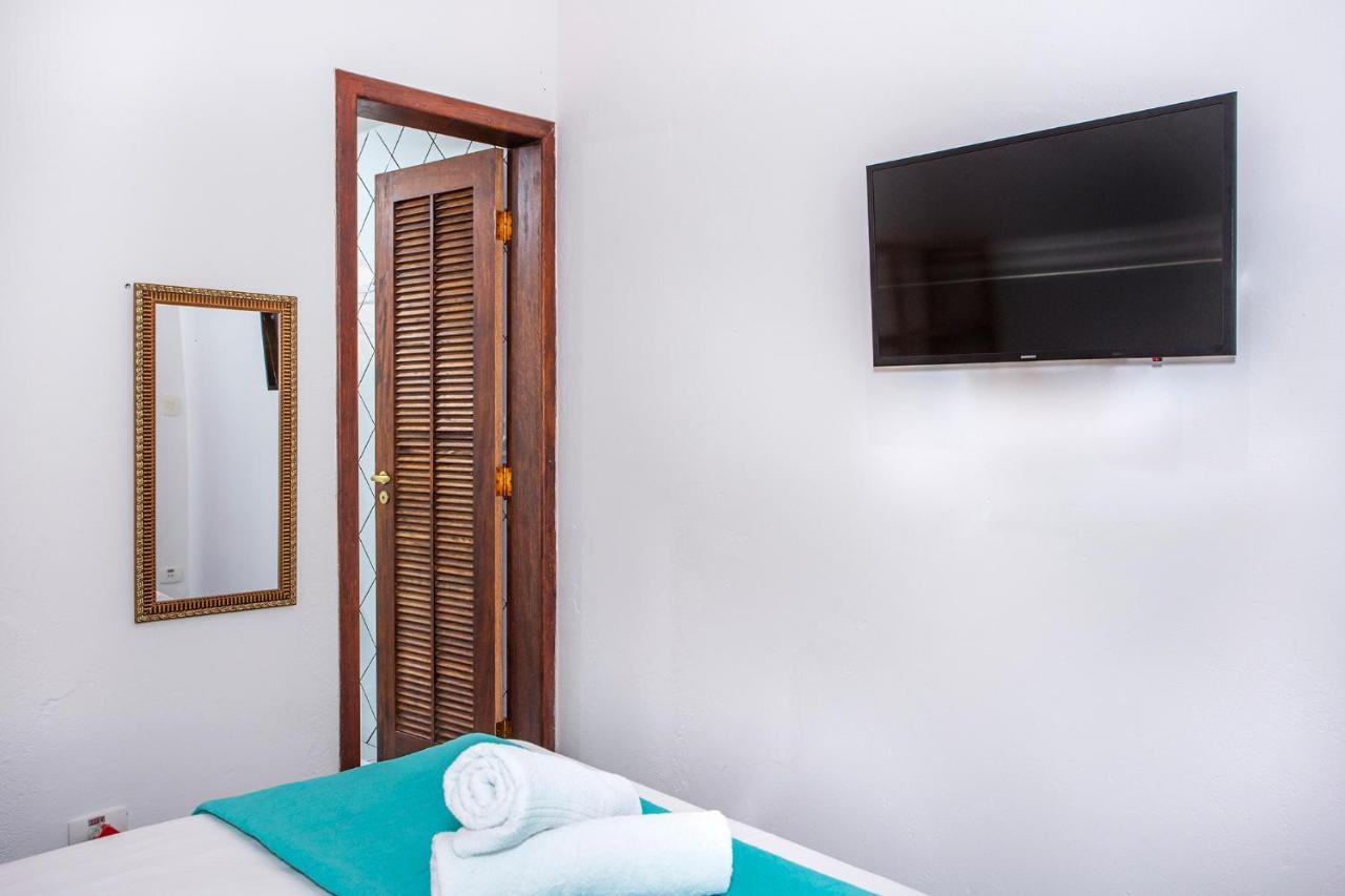 Suites Las Flores ماريسياز المظهر الخارجي الصورة
